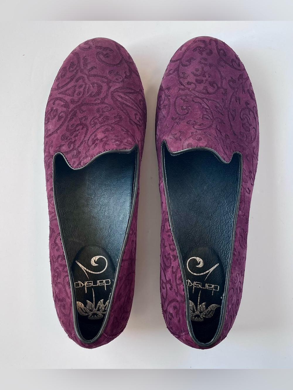 DANSKO Olivia Slip On Loafers Wine Red Floral Embossed Suede Size 39 US 8.5-9